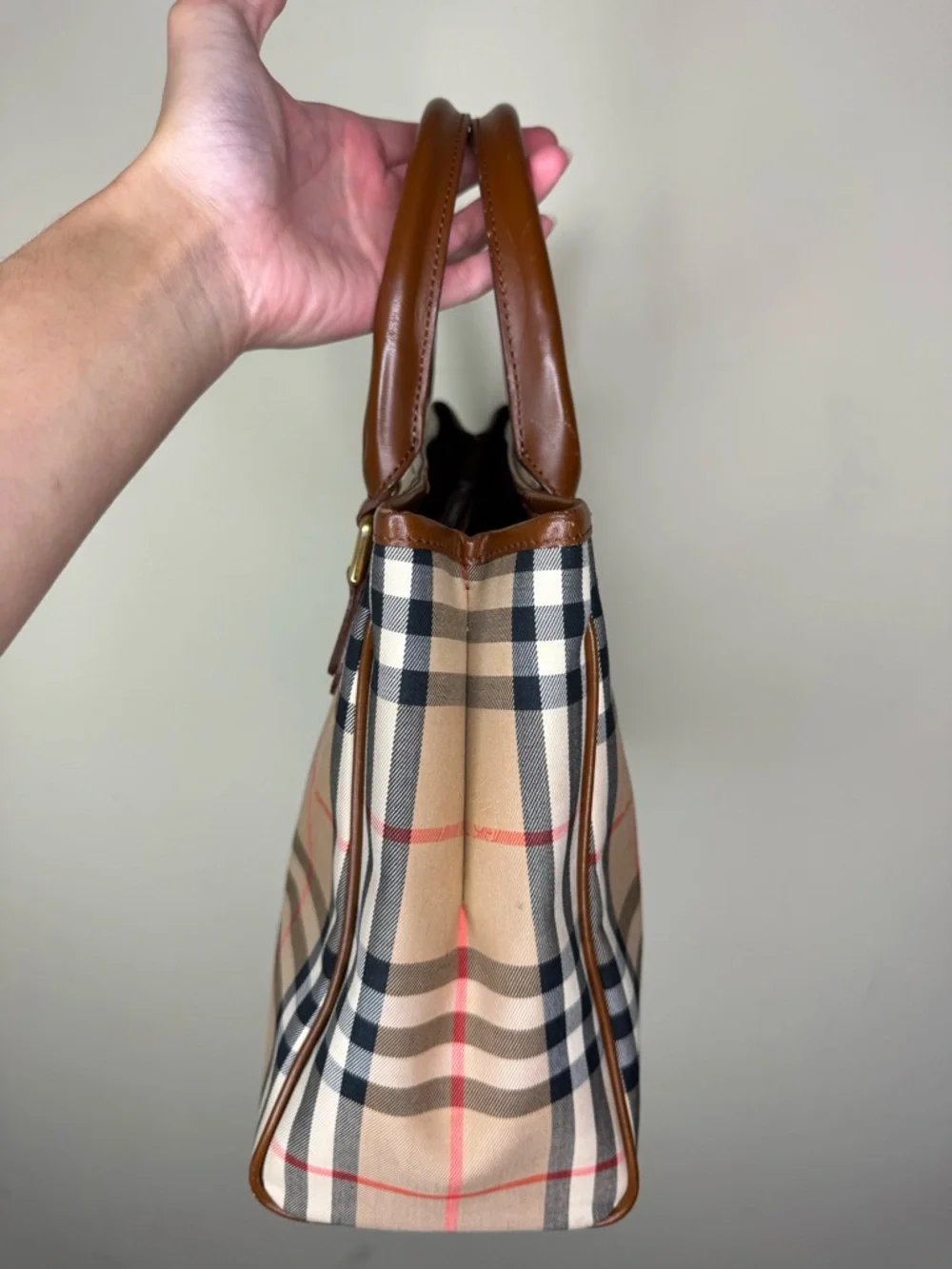 Burberry Beige Plaid Bag with Brown Leather Trim - Picture 2 of 7